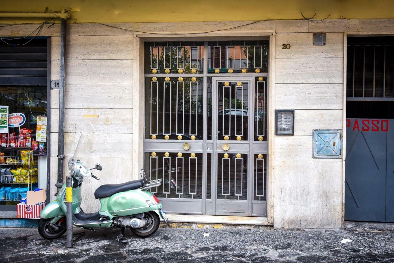 La Casa Di Sassa Lejlighed Napoli Eksteriør billede
